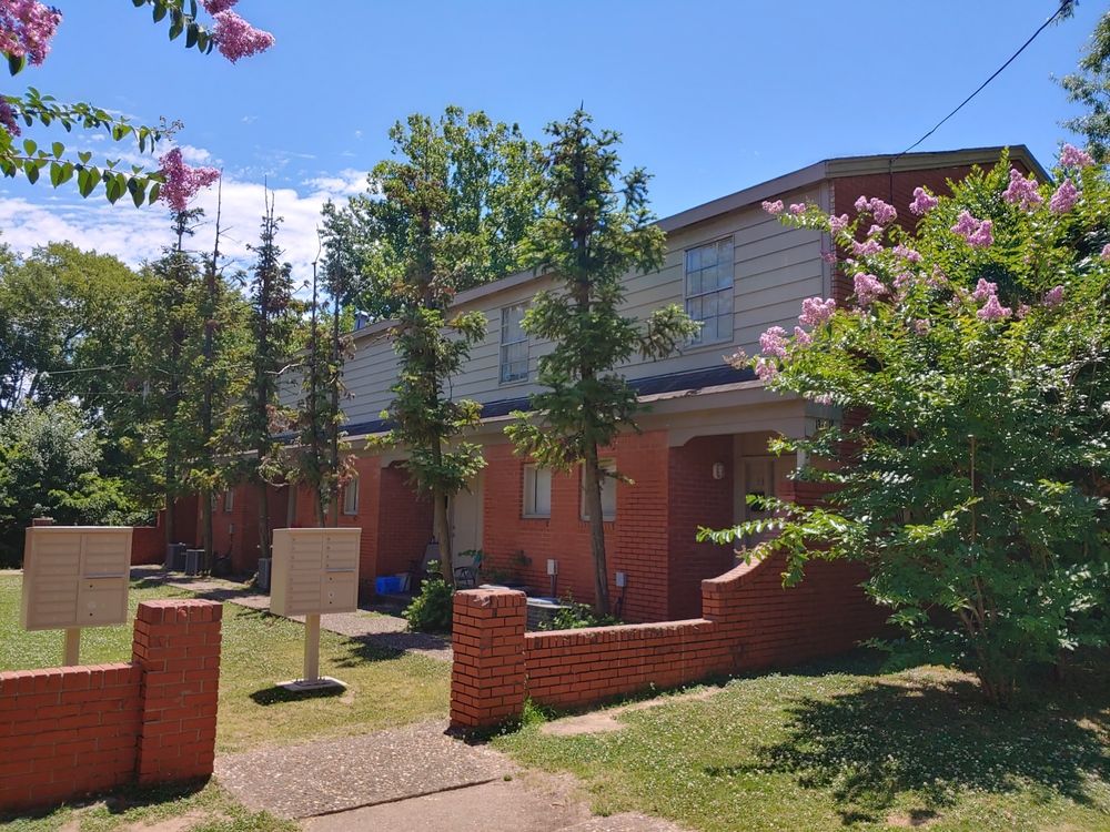 Cozywood: 2301 Scott St, Little Rock, AR 72206